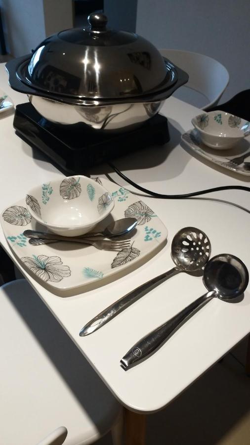 Misty Wonderland Cameron Next To Night Market 9 Pax مرتفعات كاميرون المظهر الخارجي الصورة